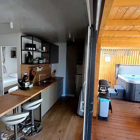 אתר קמפינג Mobile 249 - Large Terrace & Private Jacuzzi
