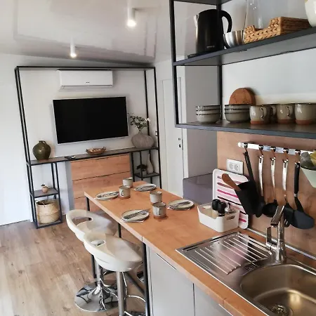 Mobile 249 - Large Terrace & Private Jacuzzi Selce