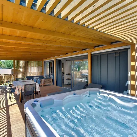 Mobile 249 - Large Terrace & Private Jacuzzi * Селце