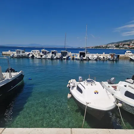 Mobile 249 - Large Terrace & Private Jacuzzi Selce